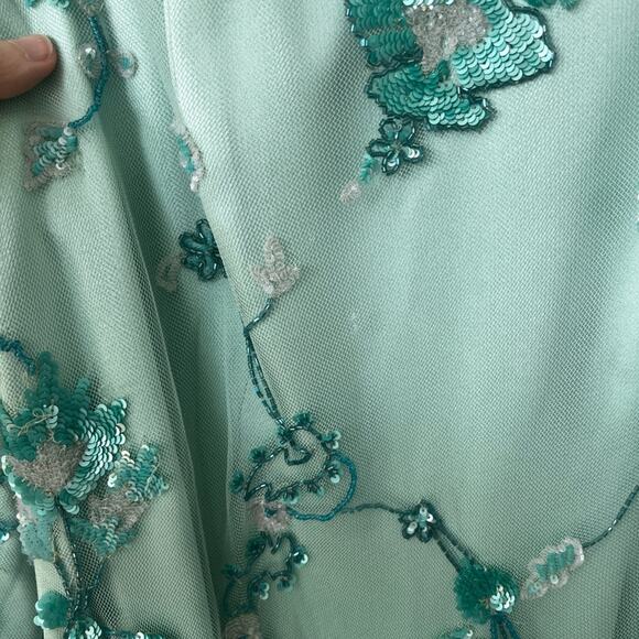 Lourdes Chavez Mint Green Floral Embroidered Sequin Long Sleeve Maxi Gown - Picture 9 of 9